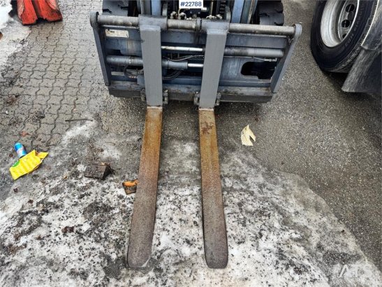 Jungheinrich DFG40CK forklift. DFG40CK forklift. 2001 2 Forklift image 8