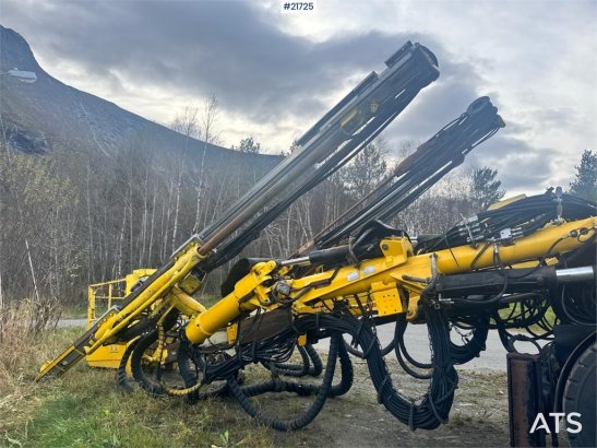 Atlas Copco Boomer MC2 tunnel drilling rig. Boomer MC2 tunnel drilling rig. 2015 2 image 8