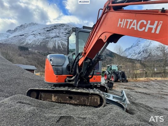 Hitachi ZX65USB-5A crawler excavator – Rototilt – 3 bucket ZX65USB-5A crawler excavator – Rototilt – 3 bucket 2014 2 Crawl...