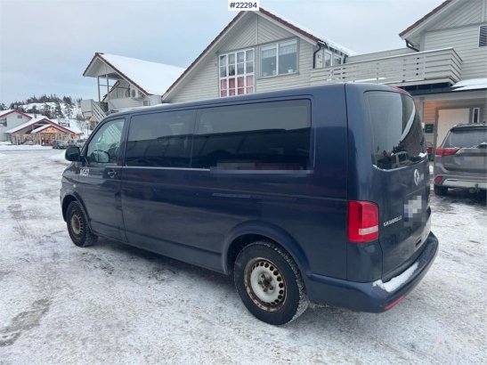 Volkswagen Caravelle – 7 seats with wheelchair lift Volkswagen Caravelle – 7 seats with wheelchair lift 2013 2 image 68