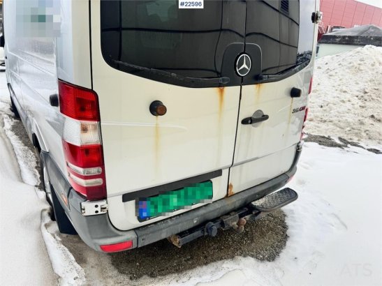 Mercedes-Benz Sprinter 319 with interior and 2 sets of tires Sprinter 319 with interior and 2 sets of tires 2009 2 Small V...
