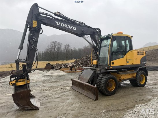 Volvo EW140C wheeled machine w/rototilt, sanding bucket EW140C wheeled machine w/rototilt, sanding bucket 2007 2 Wheeled E...