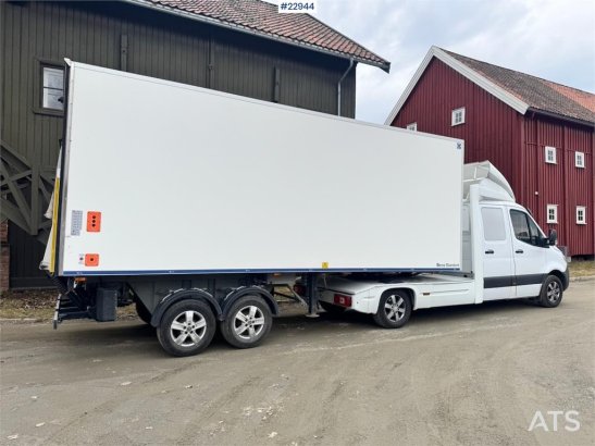 Mercedes-Benz Sprinter tractor unit with 2021 Freno-Air box trai Sprinter tractor unit with 2021 Freno-Air box trai 2020 2...