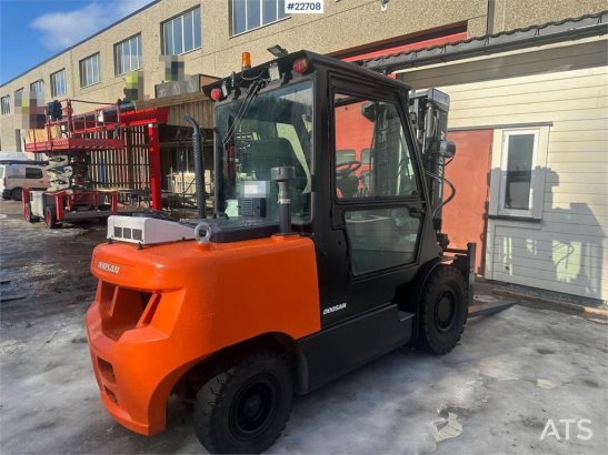 Doosan D55SC-7 truck w/ Deluxe cabin Doosan D55SC-7 truck w/ Deluxe cabin 2016 2 Forklift image 23