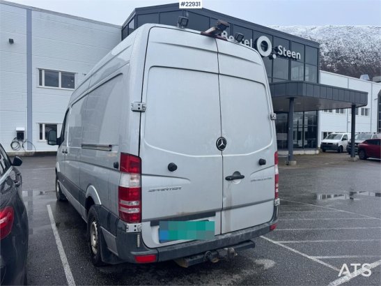 Mercedes-Benz Sprinter 316 van w/ 2 sets of tires! Sprinter 316 van w/ 2 sets of tires! 2016 2 Small Vans image 23
