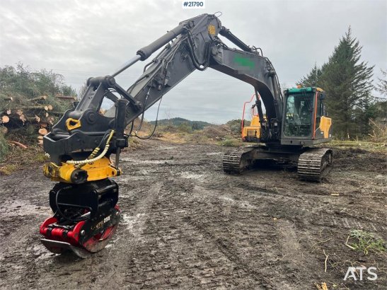 Volvo ec210cl excavator w/ rototilt, sanding bucket and ec210cl excavator w/ rototilt, sanding bucket and 2010 2 Crawler E...