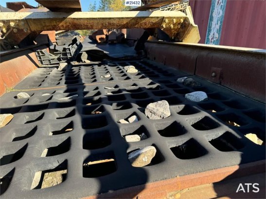 Ludwig Binder Linear quarry sieve. Ludwig Binder Linear quarry sieve. 1968 2 image 38
