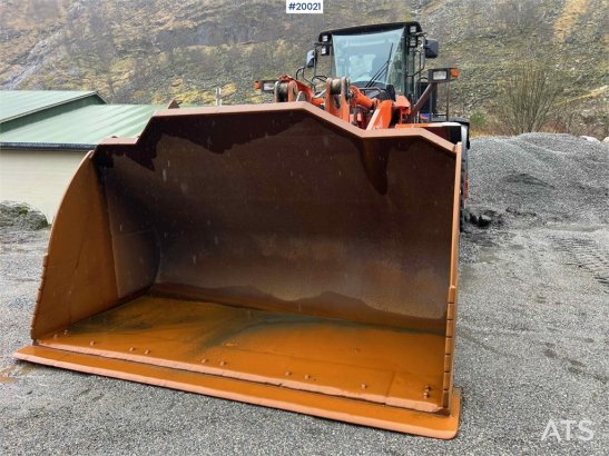 Hitachi zw370-6 Wheel loader w/ scale, printer and bucket 10071 2019 2 Wheel Loaders image 20
