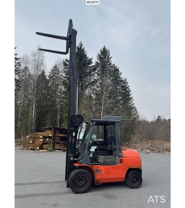Toyota 42-7FD45 forklift – 9355 hours – 5.5 meter lifting 42-7FD45 forklift – 9355 hours – 5.5 meter lifting 2008 2 Forkli...