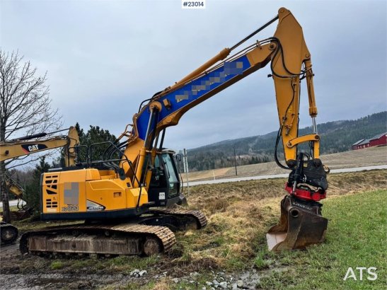 Kato HD823 Kato HD823 2019 2 Crawler Excavators image 23