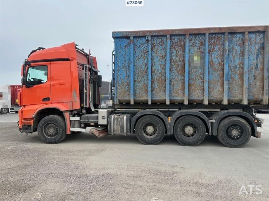 Mercedes-Benz Arocs 8x4 fully plow rigged hook truck w/ underlyi Arocs 8x4 fully plow rigged hook truck w/ underlyi 2023 2...
