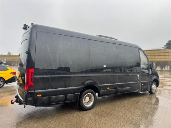 Mercedes-Benz Atlas Sprinter 519 CDI Minibus – 17 seats – 258,00 Atlas Sprinter 519 CDI Minibus – 17 seats – 258,00 2022 2...