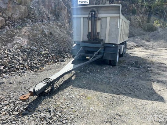 Maur car body 3 axle tow trailer Maur car body 3 axle tow trailer 1999 2 Dump trailers image 98