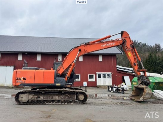 Hitachi ZX210LC-5B crawler excavator w/ tilt bucket – new ZX210LC-5B crawler excavator w/ tilt bucket – new 2013 2 Crawler...