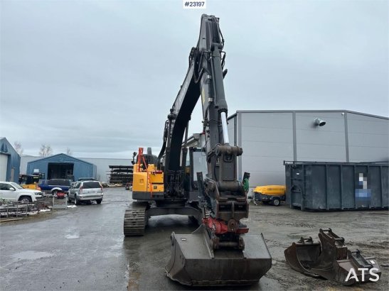 Volvo ECR235EL crawler excavator w/ sanding tray, rototi ECR235EL crawler excavator w/ sanding tray, rototi 2017 2 Crawler...