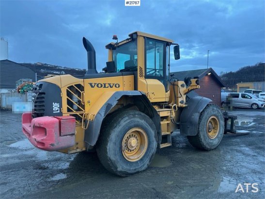 Volvo L90F wheel loader w/ Volvo gravel bucket. WATCH VI 10140 2011 2 Wheel Loaders image 8