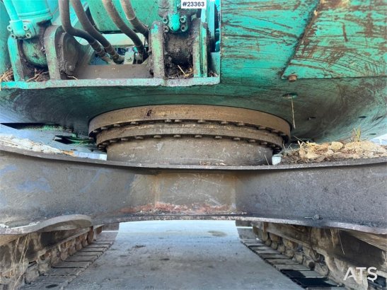 Kobelco SK135SRLC Excavator with grading bucket SK135SRLC Excavator with grading bucket 2003 2 Crawler Excavators image 8