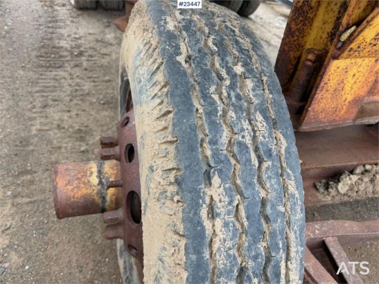 Svedala 6030 crusher w/ screen Svedala 6030 crusher w/ screen 2 image 8