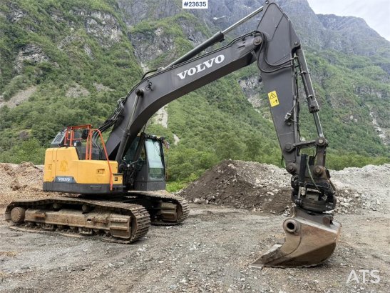 Volvo ECR355EL excavator with bucket, rototilt, and GPS ECR355EL excavator with bucket, rototilt, and GPS 2018 2 Crawler E...