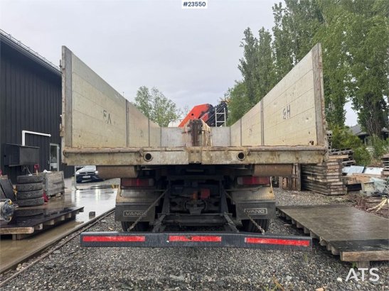 Scania P124 Tridem Hooklift & Crane Truck – Hooklift Cont P124 Tridem Hooklift & Crane Truck – Hooklift Cont 2004 2 Crane ...