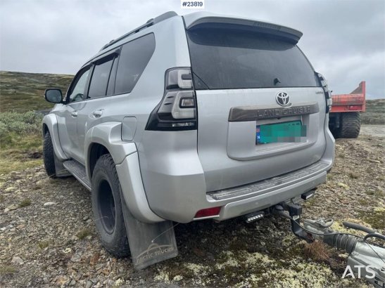 Toyota Land Cruiser Land Cruiser 2022 2 Small Vans image 8