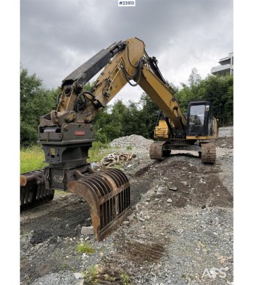 CAT 326FLN excavator with Oilquick, claw, grading buck 326FLN excavator with Oilquick, claw, grading buck 2019 2 image 8