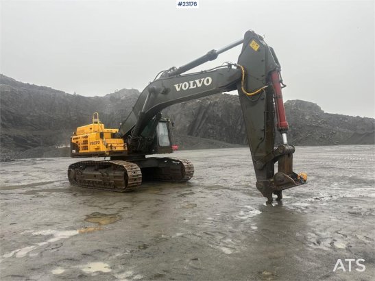 Volvo EC700CL crawler excavator w/ one bucket – Hydrauli EC700CL crawler excavator w/ one bucket – Hydrauli 2012 2 Crawler...