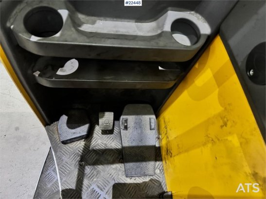 Atlet Tergo Electric Forklift Atlet Tergo Electric Forklift 2013 2 Forklift image 23