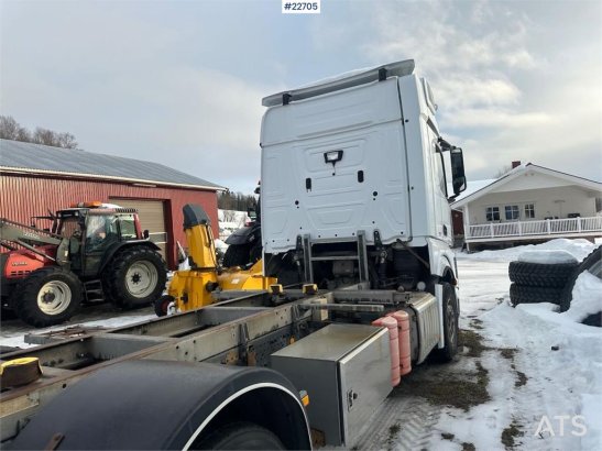Mercedes-Benz Actros 2551 6x2 Container Truck - ADR Rigged - San Mercedes-Benz Actros 2551 6x2 Container Truck - ADR Rigge...