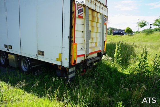 Ekeri 2-Axle Box Trailer with Tail Lift and Full Side Op Ekeri 2-Axle Box Trailer with Tail Lift and Full Side Op 2012 2 i...