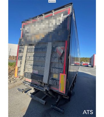 Ekeri box semi-trailer with full side opening and lift Ekeri box semi-trailer with full side opening and lift 2017 2 Box s...