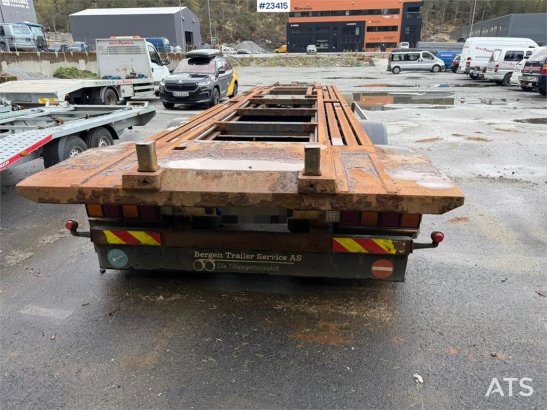 Kaupe 3 akslet hook trailer with tipper for sale as a re Kaupe 3 akslet hook trailer with tipper for sale as a re 2011 2 i...