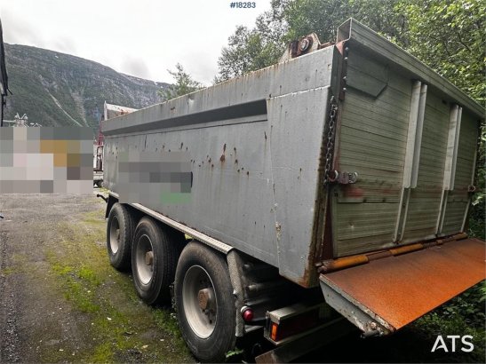 Nor-Slep 3 axle triple trailer. Nor-Slep 3 axle triple trailer. 2004 2 Dump trailers image 8