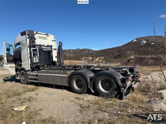 Volvo FH 540 6x2 hook truck w/ 20T hook - One owner. WAT 590 2019 2 Tractor Units image 8