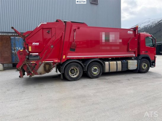 Volvo FM370 6x2 pusher with 2 chamber refuse truck with FM370 6x2 pusher with 2 chamber refuse truck with 2018 2 image 8