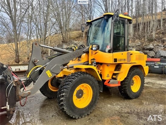 Volvo L30G Wheel Loader w/Bucket – 1410 hours! WATCH VID L30G Wheel Loader w/Bucket – 1410 hours! WATCH VID 2020 2 Wheel L...