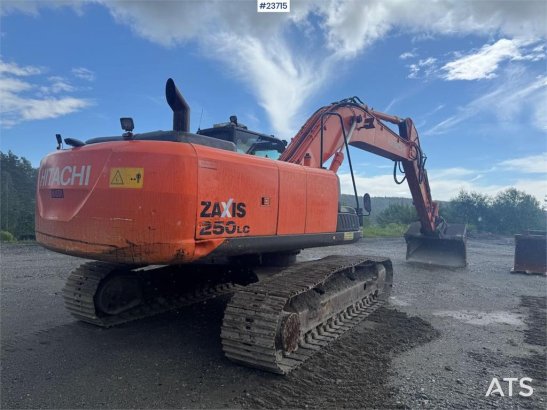 Hitachi ZX250LC-5B Crawler Excavator – Rototilt and 2 Buck ZX250LC-5B Crawler Excavator – Rototilt and 2 Buck 2014 2 Crawl...