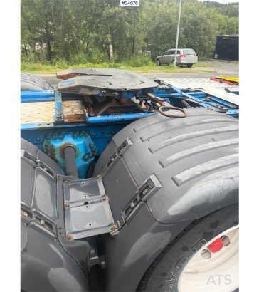 Scania R560 6x4 Tractor Unit. Truck Mounted Attenuator NO R560 6x4 Tractor Unit. Truck Mounted Attenuator NO 2010 2 Tracto...