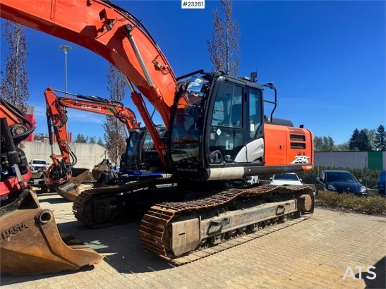 Hitachi ZX250LC-6 Excavator – GPS – Rototilt – 2 Buckets ZX250LC-6 Excavator – GPS – Rototilt – 2 Buckets 2018 2 Crawler E...
