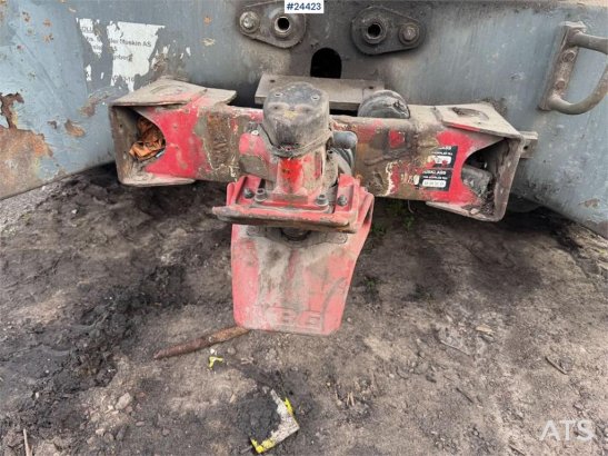 Liebherr A904C Wheeled Excavator w/ Hydraulically Elevating A904C Wheeled Excavator w/ Hydraulically Elevating 2008 2 Whee...