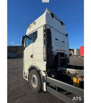 MAN TGX 26.510 Container Chassis – Zepro Tail Lift TGX 26.510 Container Chassis – Zepro Tail Lift 2020 2 image 8