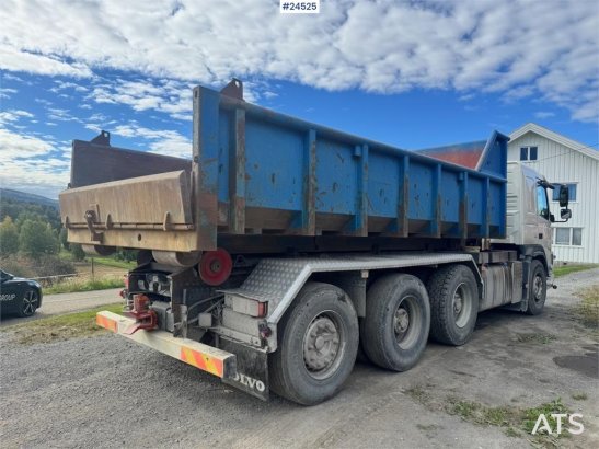 Volvo FMX500 Tridem Hooklift Truck – Without Container – FMX500 Tridem Hooklift Truck – Without Container – 2012 2 image 8