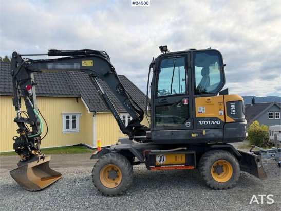 Volvo EW60E Wheeled excavator with tiltrotator and 2 buc EW60E Wheeled excavator with tiltrotator and 2 buc 2017 2 Wheeled...