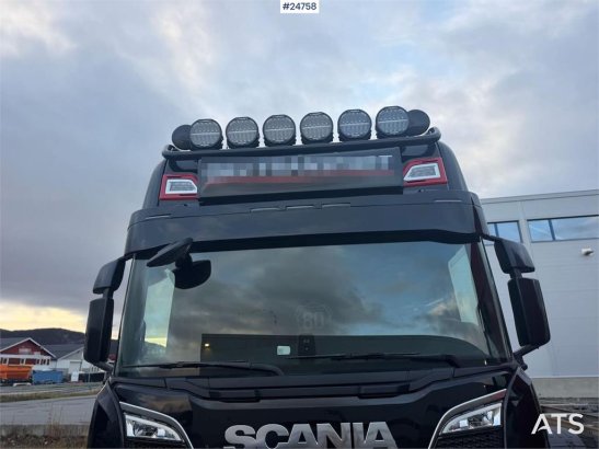 Scania R770 6x4 tractor unit – Super 80 package and pre-c R770 6x4 tractor unit – Super 80 package and pre-c 2026 2 Tracto...