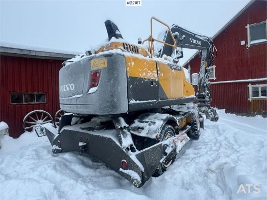 Volvo EW160D wheeled excavator with elevating cab and so EW160D wheeled excavator with elevating cab and so 2014 2 Wheeled...