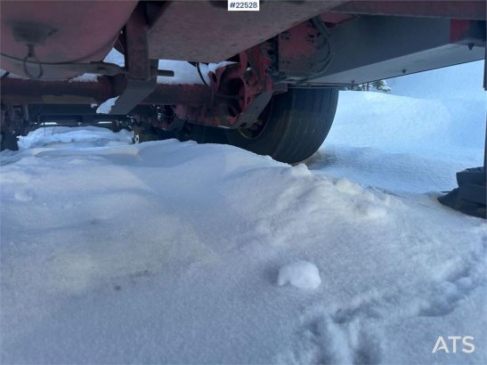 HFR KM 24 3-axle trailer w/ two sets of tires HFR KM 24 3-axle trailer w/ two sets of tires 2012 2 image 37