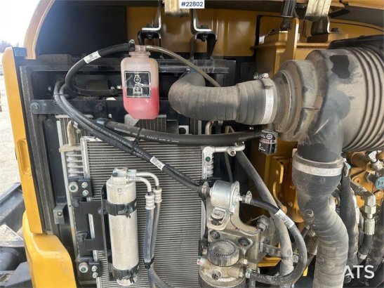 CAT 303.5ECR excavator w/ 2 buckets and tiltrotator – 303.5ECR excavator w/ 2 buckets and tiltrotator – 2017 2 image 9