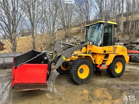 Volvo L30G Wheel Loader w/Bucket – 1410 hours! WATCH VID L30G Wheel Loader w/Bucket – 1410 hours! WATCH VID 2020 2 Wheel L...