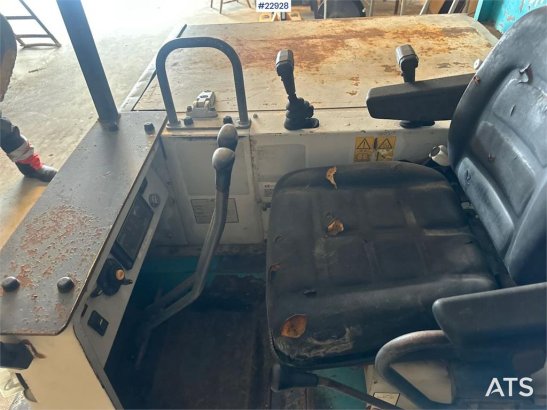 Atlas Copco Diamec 232 diamond drilling rig w/ Kubota RG30i du Diamec 232 diamond drilling rig w/ Kubota RG30i du 2002 2 i...