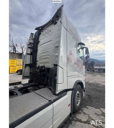 Volvo FH540 6x2 Tractor Unit. 3294 2022 2 Tractor Units image 24